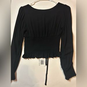 Got this cute black top from papaya know as blush ❤️ J